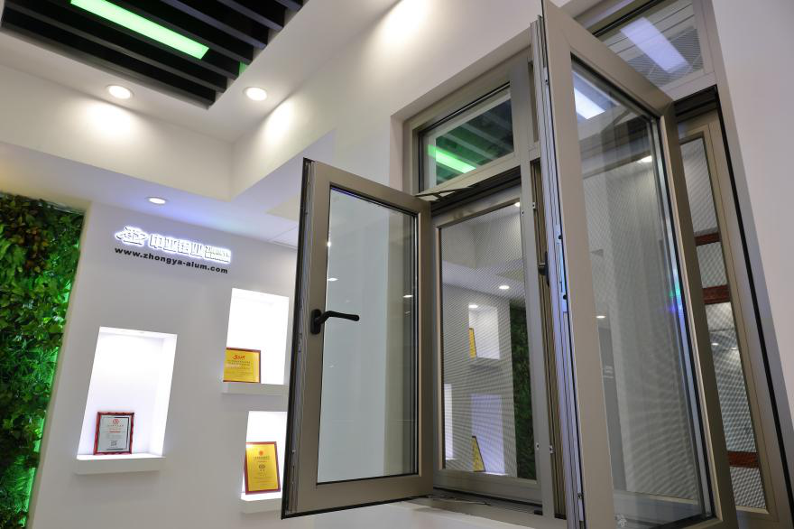 雷雨臺風天來襲，你家門窗能“頂住”嗎？(圖2)